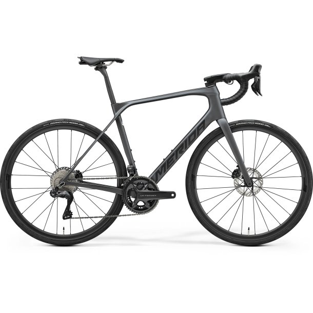 Merida Scultura Endurance 8000 Silk Dark Silver/Black 2025