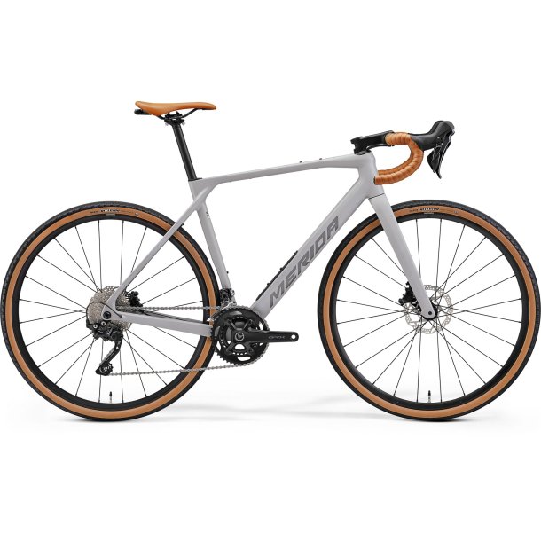 Merida Mission 4000 Silk Grey/Gunmetal Grey Unisex 2027 20 udvendige Shimano gear - cyclocrosscykel