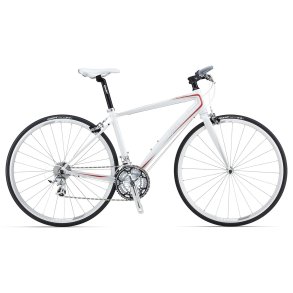 Giant Dash 4 Triple <BR>- 2013 Dame sportscykel SUPER-TILBUD