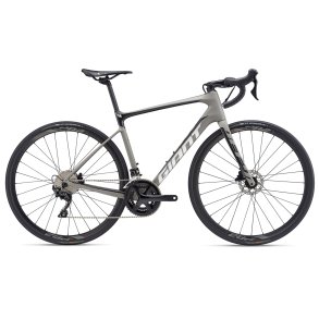 Giant Defy Advanced 2 <BR>- 2019 Herre carbon racercykel TILBUD