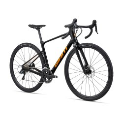 Giant Revolt Advanced 3 Metallic Black <BR>- 2024 Carbon Gravel cykel TILBUD