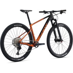 Giant XTC Advanced 29 2 <BR>- 2023 29" Carbon MTB SUPER-TILBUD
