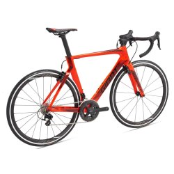 Giant Propel Advanced 2 <BR>- 2018 Aero carbon racer TILBUD